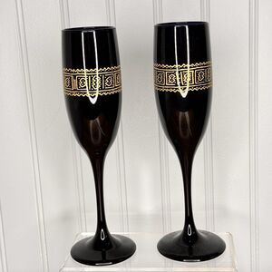 RARE ASANTEHENE Dobson Glass Champagne Flutes Black Gold 8.75” Tall